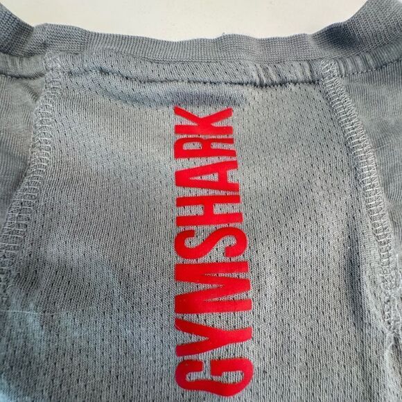 Gray Gymshark Men's Sleeveless Shirt - Picture 4 of 5